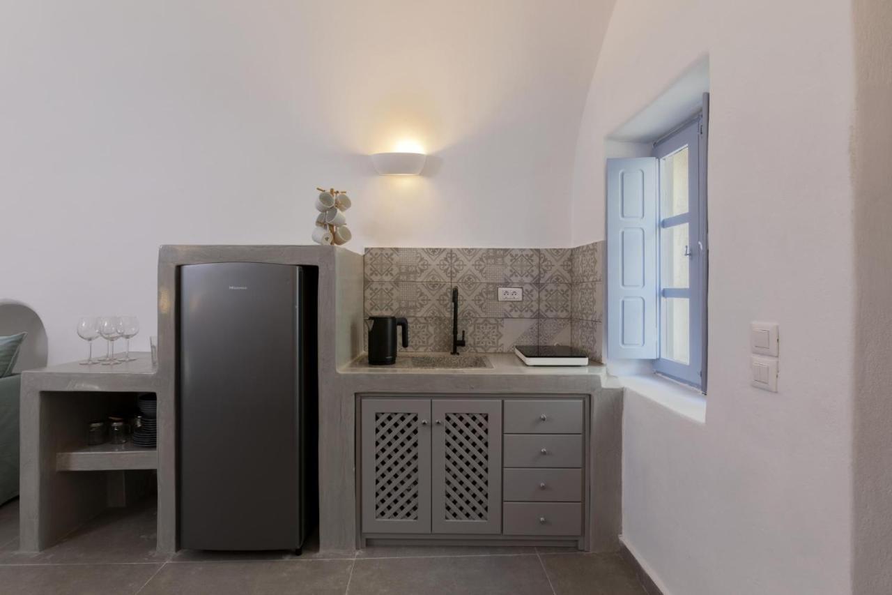 Ammoudi Sunset Cave Santorini Apartment Oia  Exterior photo